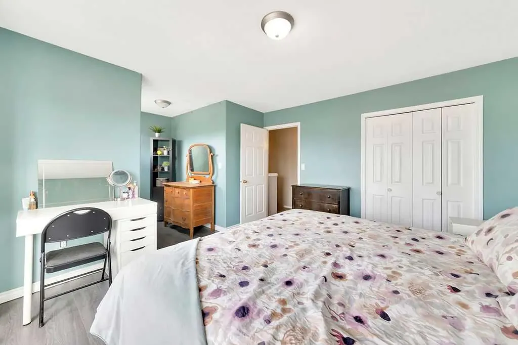 5121 23a Street Lloydminster AB T9V 3H3