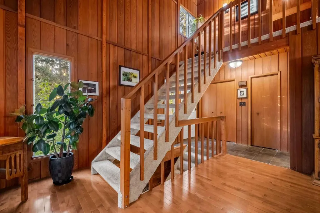 35 Echlin Drive Bragg Creek AB T0L 0K0