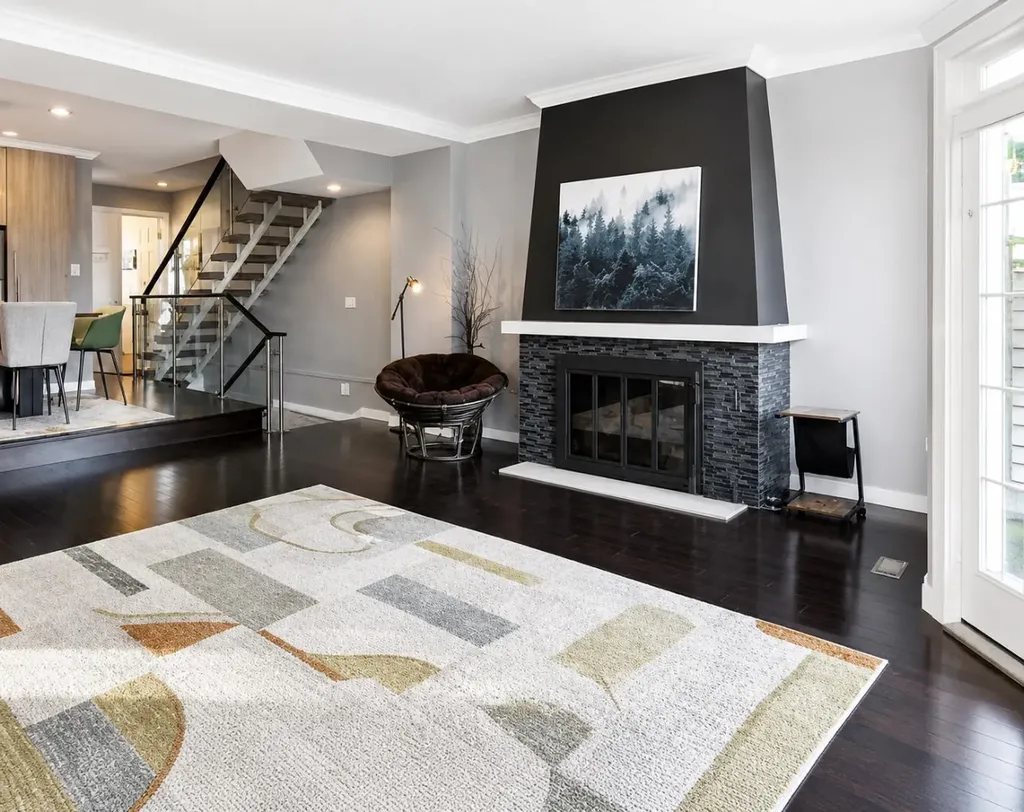 3437 42 Street NW Calgary AB T3A 2M7