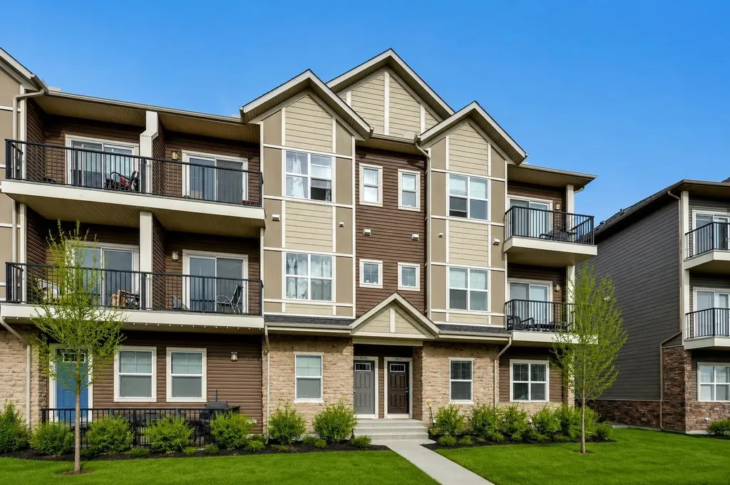250 Fireside View Cochrane AB T4C 2M2