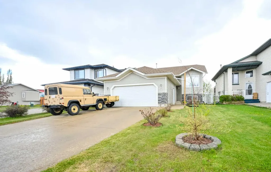 10605 72 Avenue Grande Prairie AB T8W 2T6