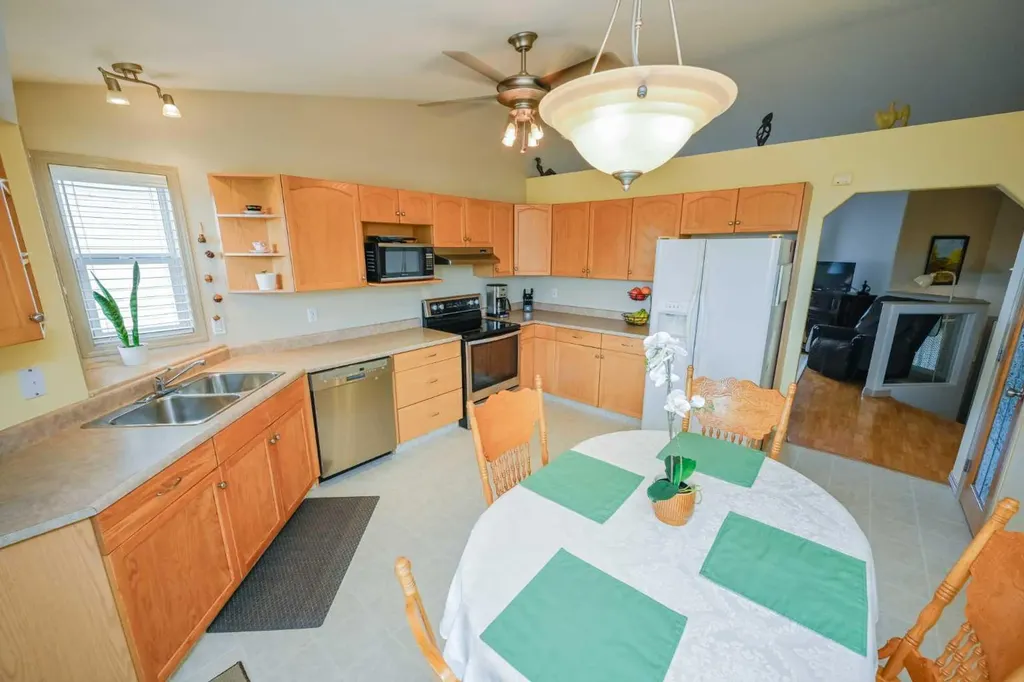 10605 72 Avenue Grande Prairie AB T8W 2T6