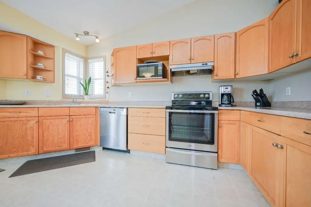 10605 72 Avenue Grande Prairie AB T8W 2T6