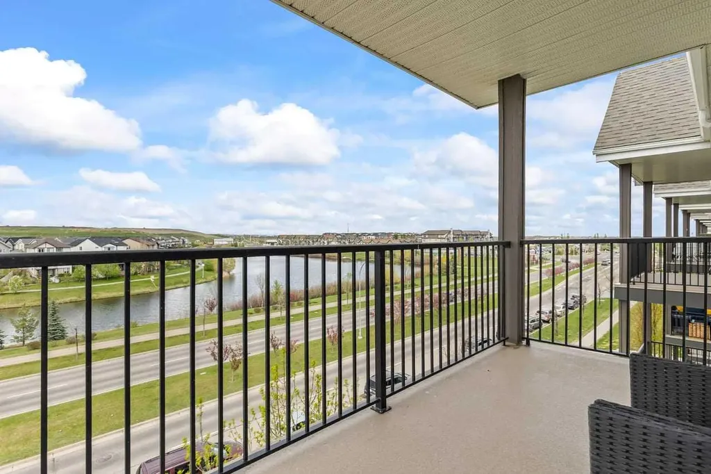 6603 New Brighton Avenue SE Calgary AB T2Z 5E5