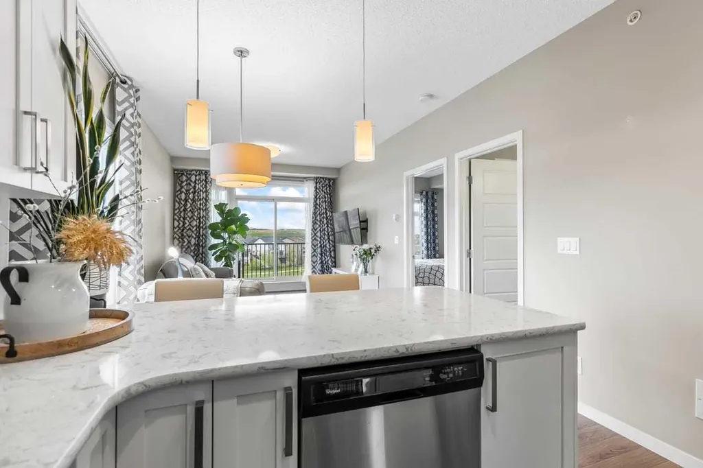 6603 New Brighton Avenue SE Calgary AB T2Z 5E5