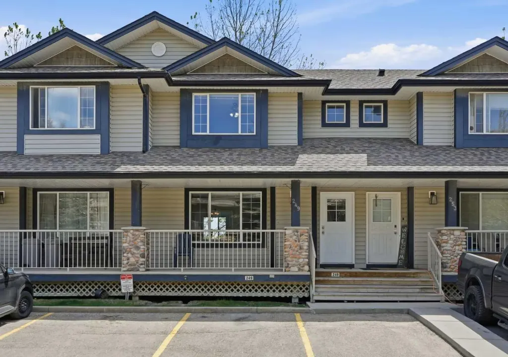 249 Citadel Point NW Calgary AB T3G 5L2