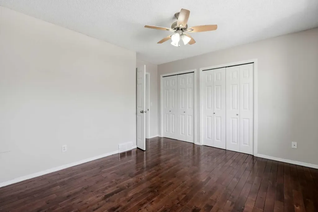 249 Citadel Point NW Calgary AB T3G 5L2