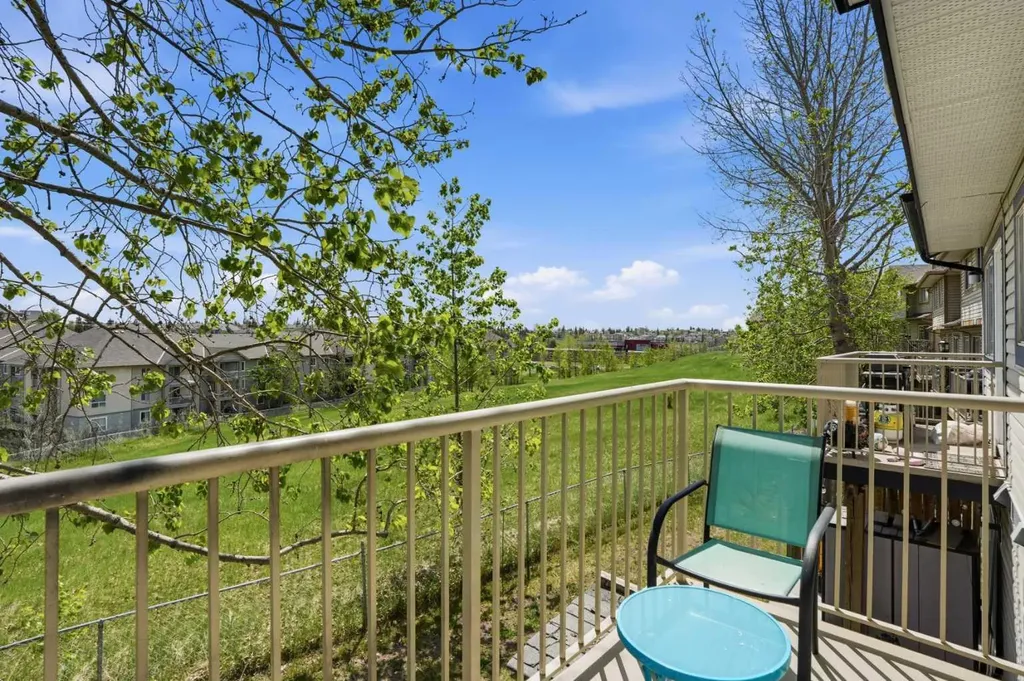 249 Citadel Point NW Calgary AB T3G 5L2