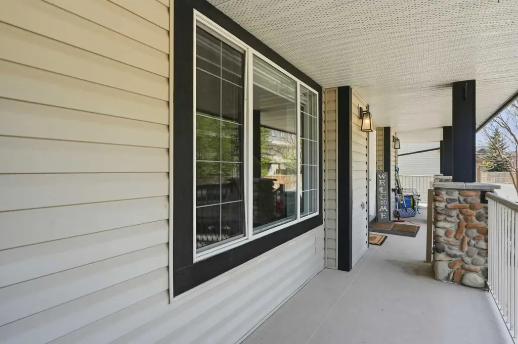 249 Citadel Point NW Calgary AB T3G 5L2