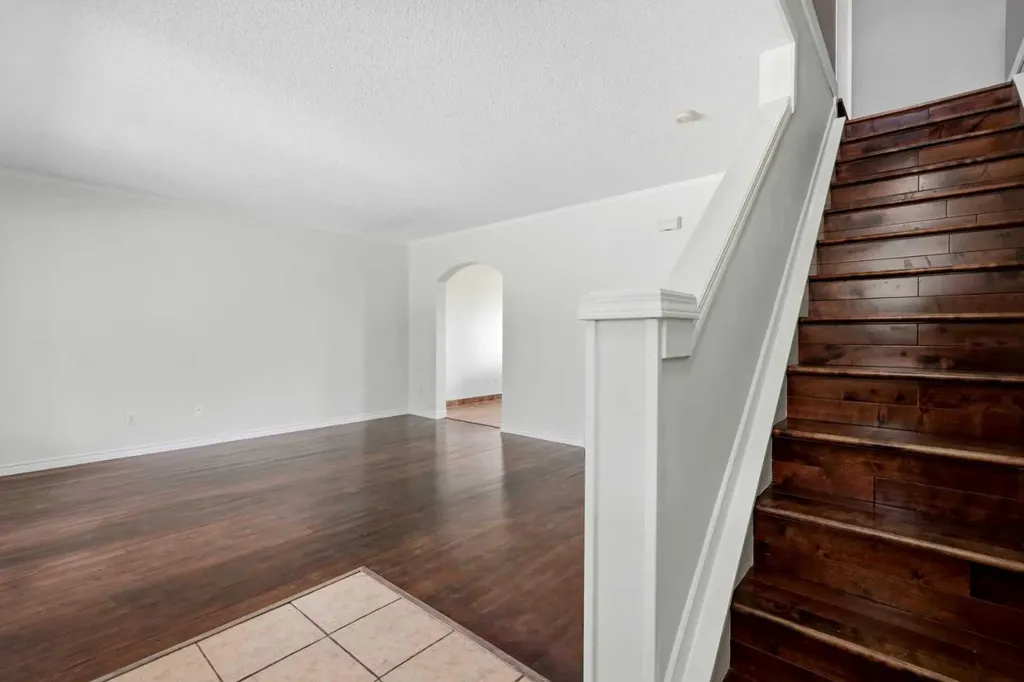 249 Citadel Point NW Calgary AB T3G 5L2