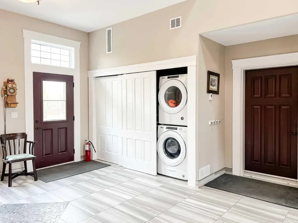 2 Key Cove 2nd Street Joussard AB T0G 1J0