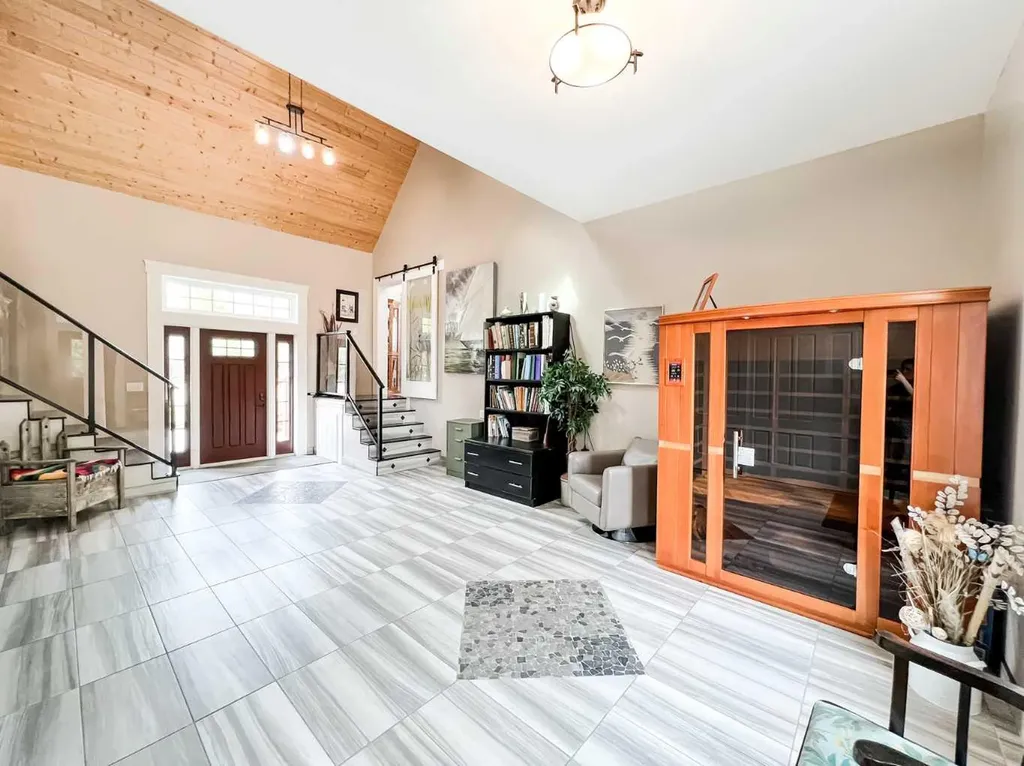 2 Key Cove 2nd Street Joussard AB T0G 1J0
