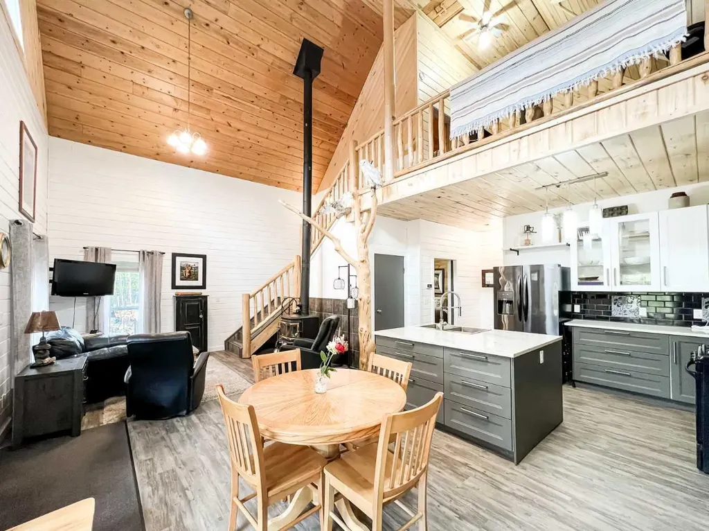 2 Key Cove 2nd Street Joussard AB T0G 1J0