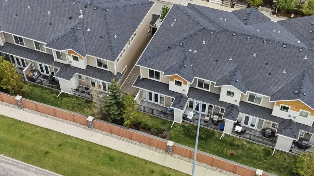 86 Cougar Ridge Landing SW Calgary AB T3H 0X8