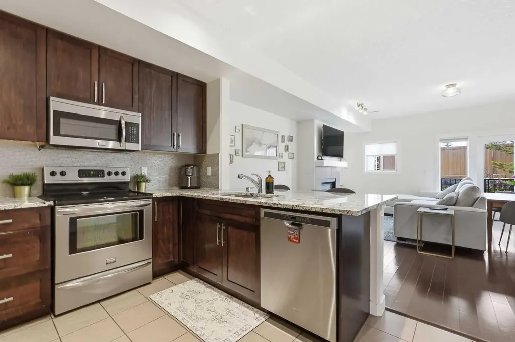 86 Cougar Ridge Landing SW Calgary AB T3H 0X8