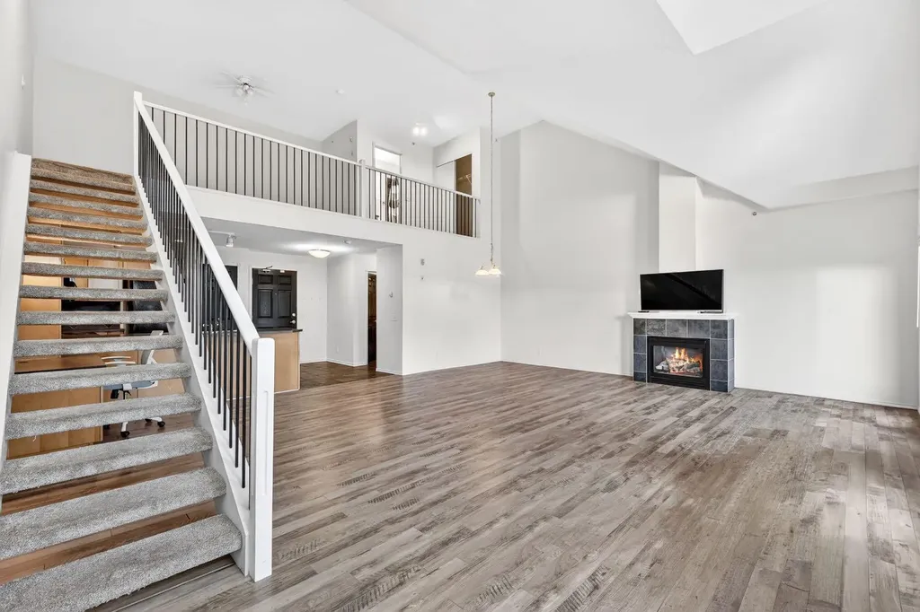 3650 Marda Link SW Calgary AB T2T 6G9