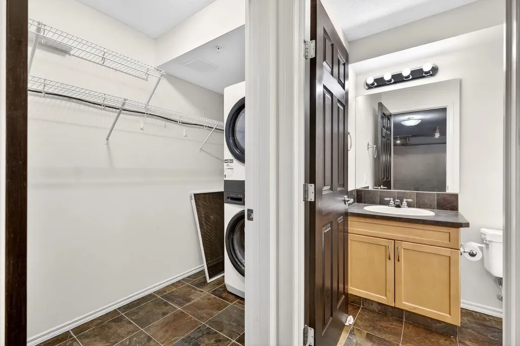 3650 Marda Link SW Calgary AB T2T 6G9