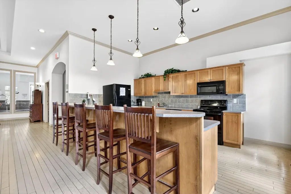 3650 Marda Link SW Calgary AB T2T 6G9