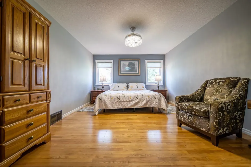 8910 122 Avenue Grande Prairie AB T8X 1P8