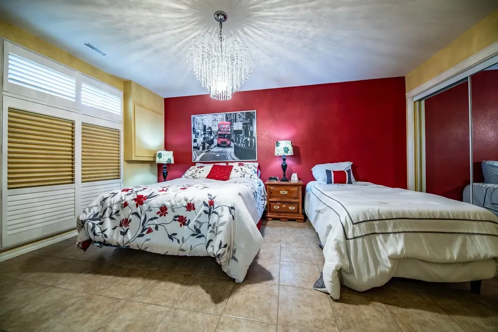 8910 122 Avenue Grande Prairie AB T8X 1P8