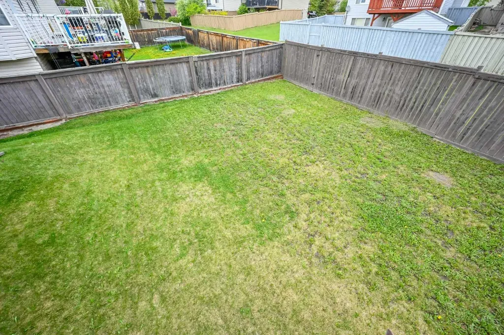 8821 113 Avenue Grande Prairie AB T8X 1S2