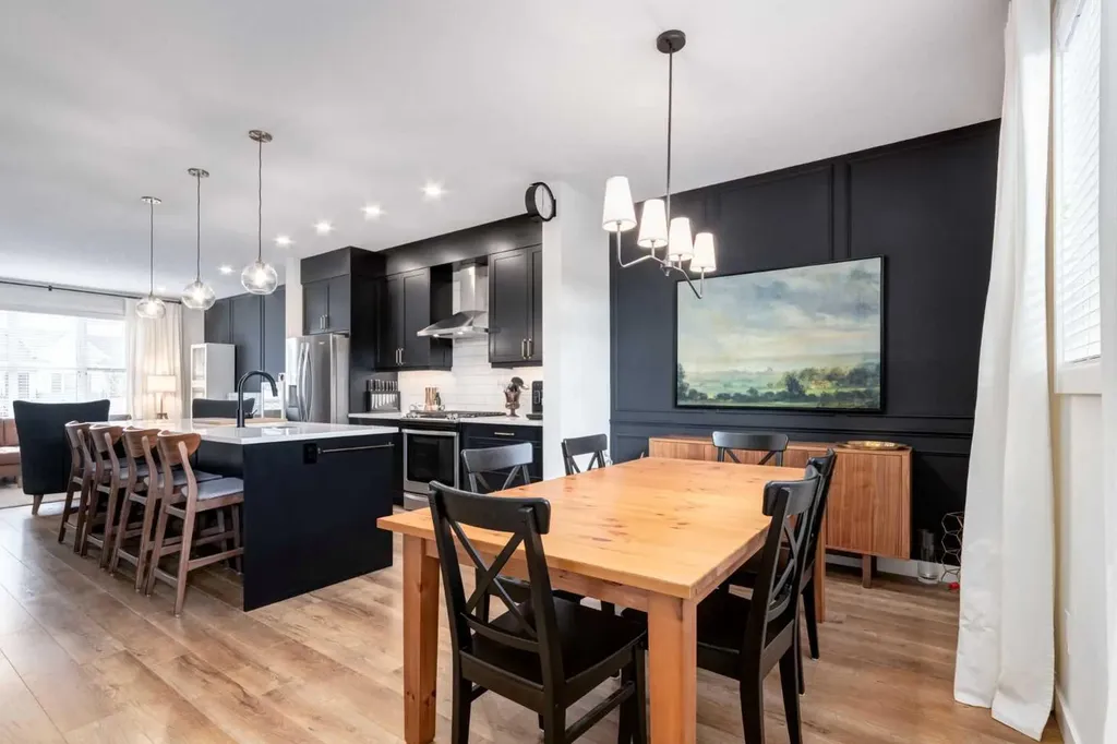 27 D'arcy Boulevard Okotoks AB T1S 5S6