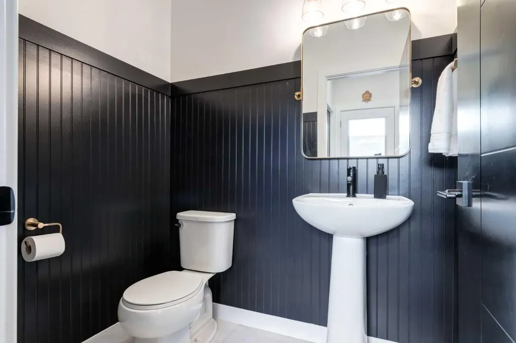 27 D'arcy Boulevard Okotoks AB T1S 5S6