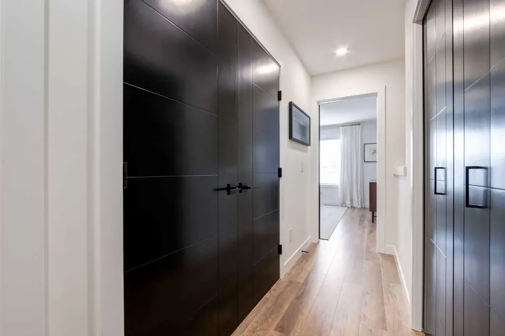 27 D'arcy Boulevard Okotoks AB T1S 5S6