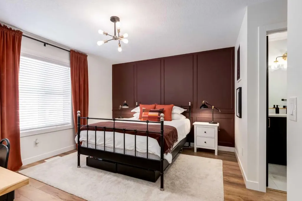 27 D'arcy Boulevard Okotoks AB T1S 5S6