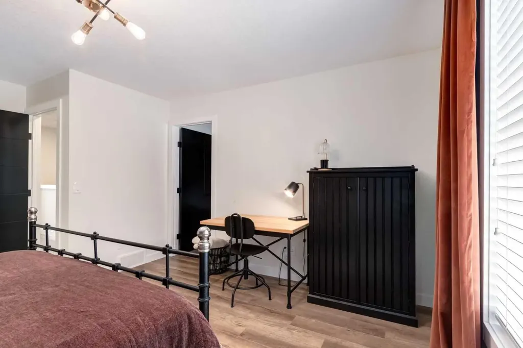 27 D'arcy Boulevard Okotoks AB T1S 5S6