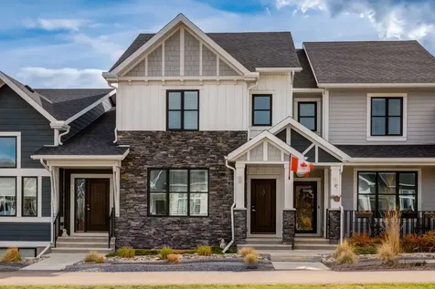 27 D'arcy Boulevard Okotoks AB T1S 5S6