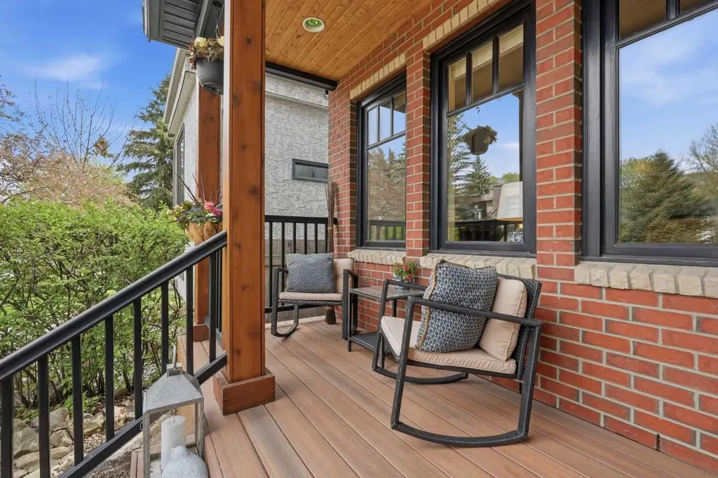 1729 31 Avenue SW Calgary AB T2T 1S6