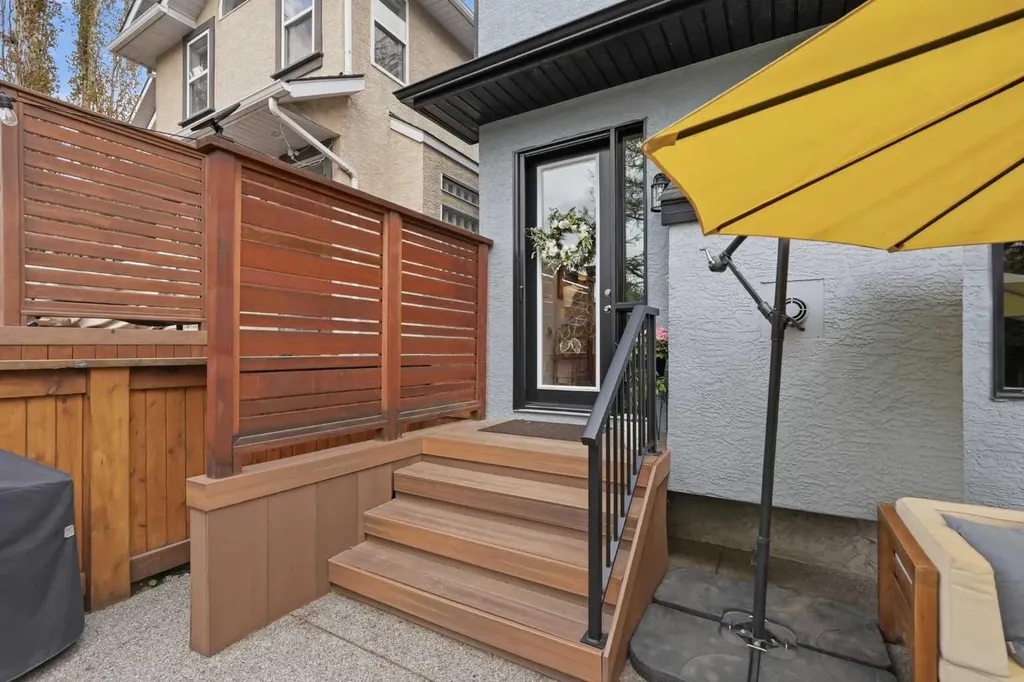 1729 31 Avenue SW Calgary AB T2T 1S6