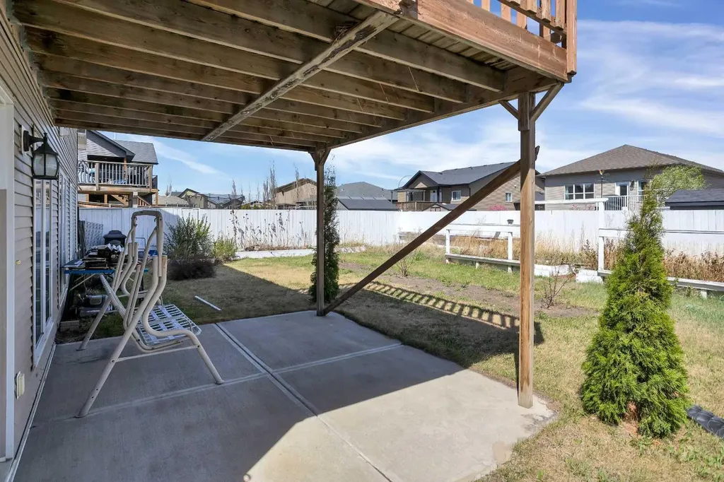 29 Chinook Street Blackfalds AB T0M0J0
