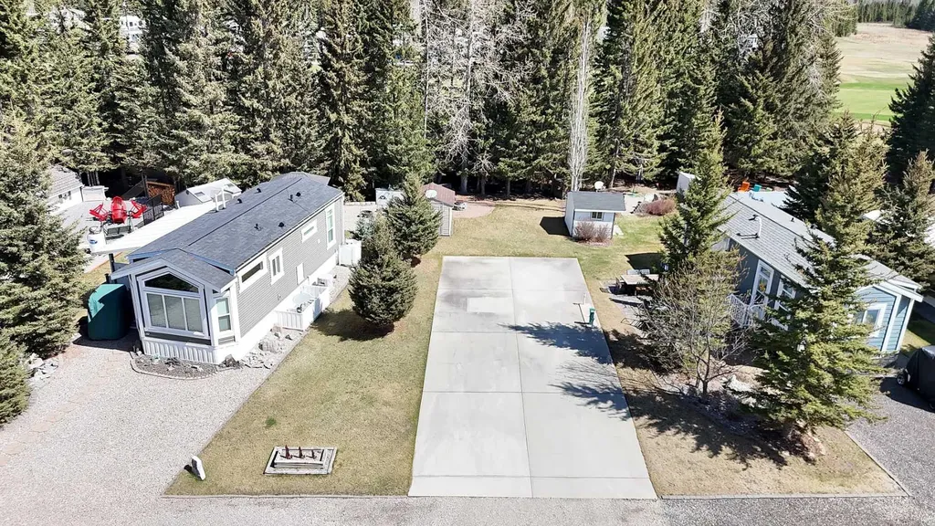 32379 Range Road 55 Rural Mountain View County AB T0M 1X0