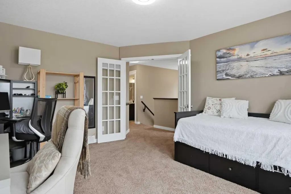 44 Westridge Crescent Okotoks AB T1S 0G7