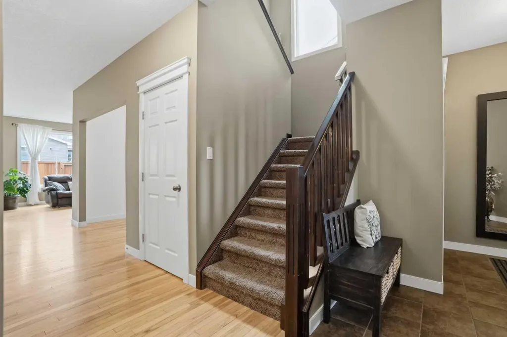 44 Westridge Crescent Okotoks AB T1S 0G7