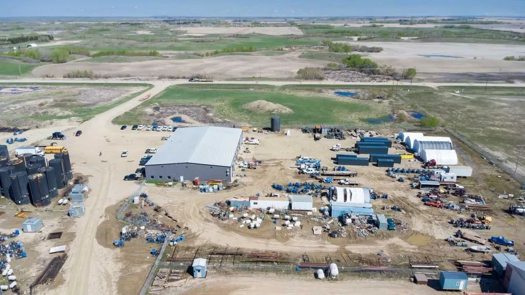 NW 33-49-27-3 Rural SK S9V 0X7
