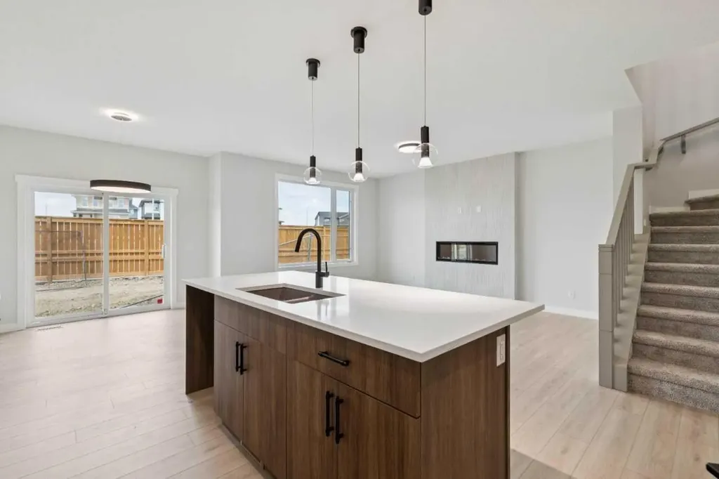 271 Bridgeport Circle Chestermere AB T1X3E7