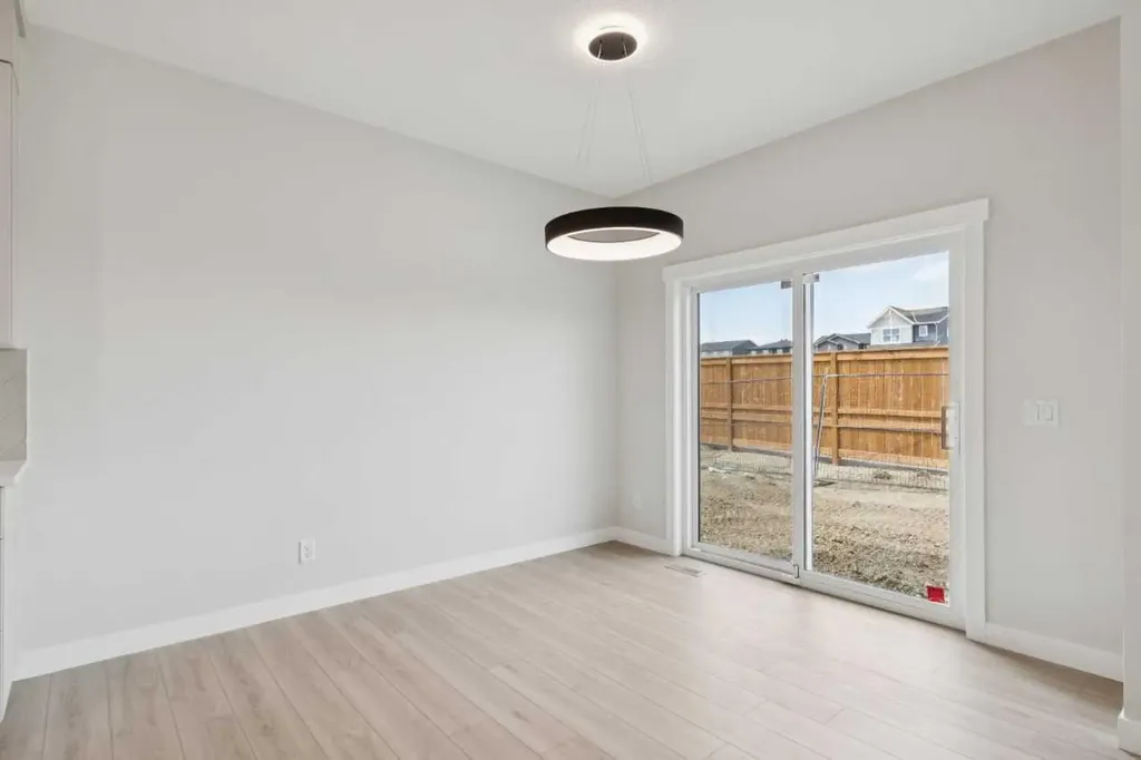 271 Bridgeport Circle Chestermere AB T1X3E7