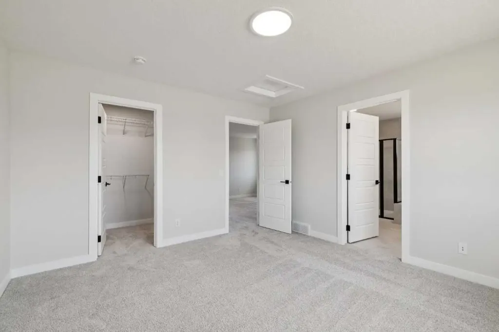 271 Bridgeport Circle Chestermere AB T1X3E7