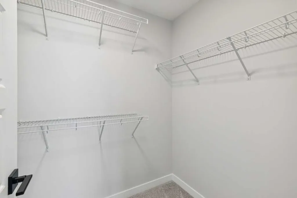 271 Bridgeport Circle Chestermere AB T1X3E7