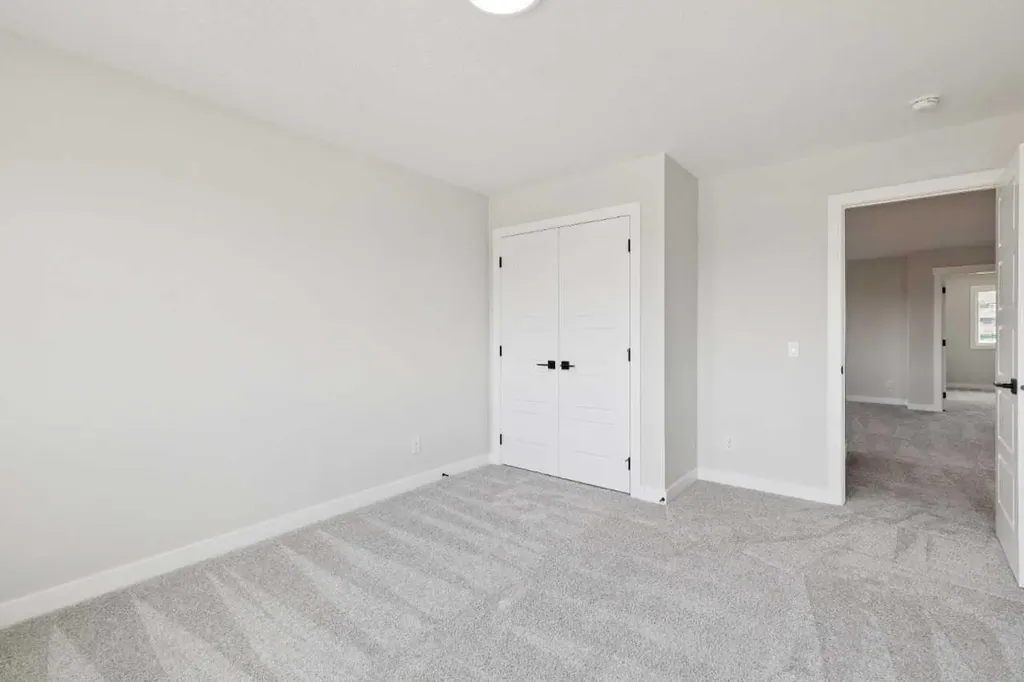 271 Bridgeport Circle Chestermere AB T1X3E7