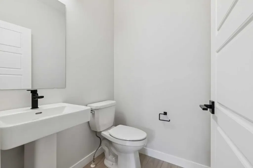 271 Bridgeport Circle Chestermere AB T1X3E7