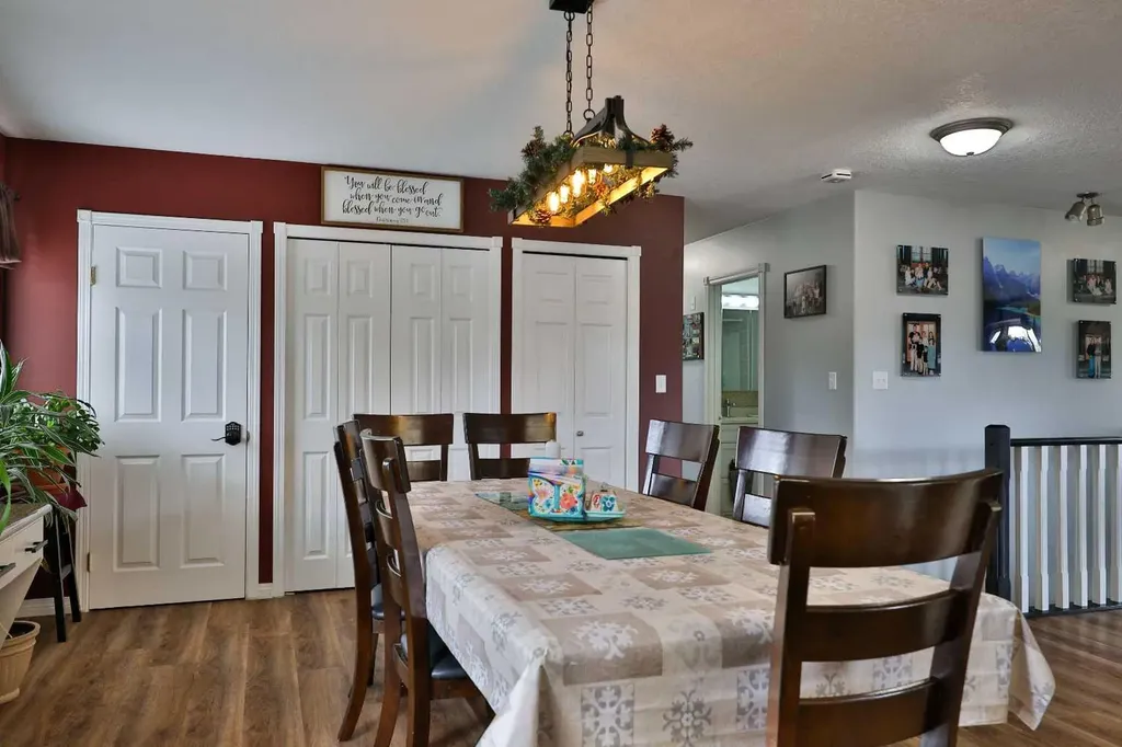 20 N 1a Street Magrath AB T0K 1J0