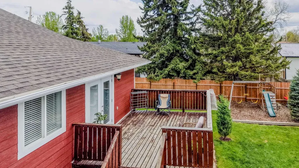 20 N 1a Street Magrath AB T0K 1J0