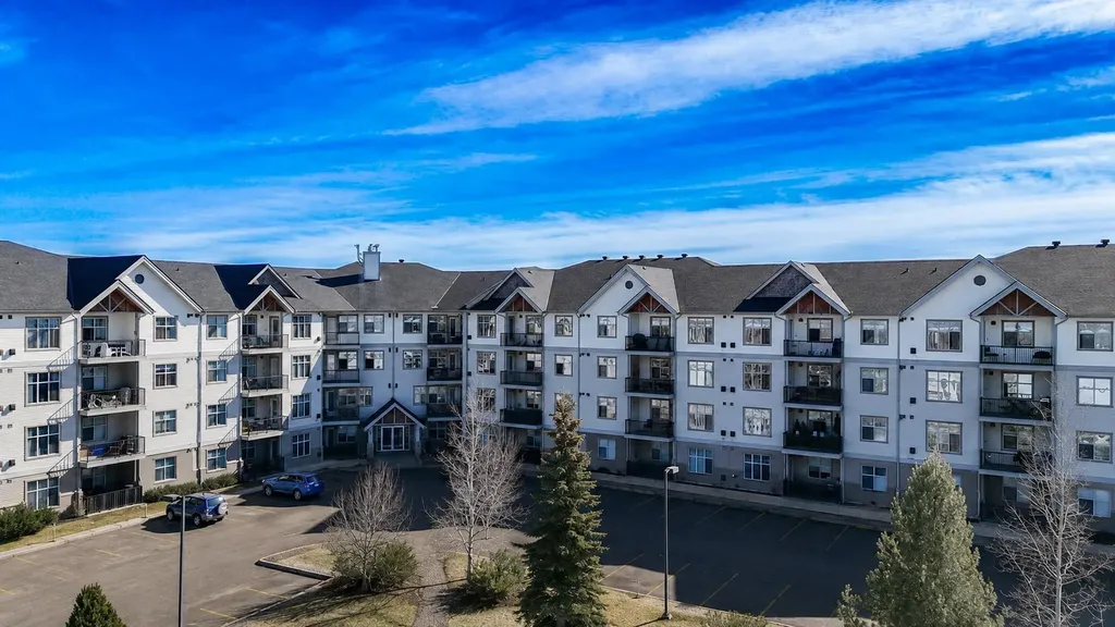 100 Lakeway Boulevard Sylvan Lake AB T4S 0A4