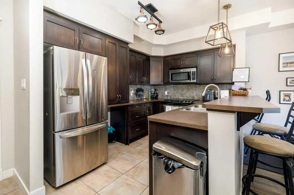 100 Lakeway Boulevard Sylvan Lake AB T4S 0A4