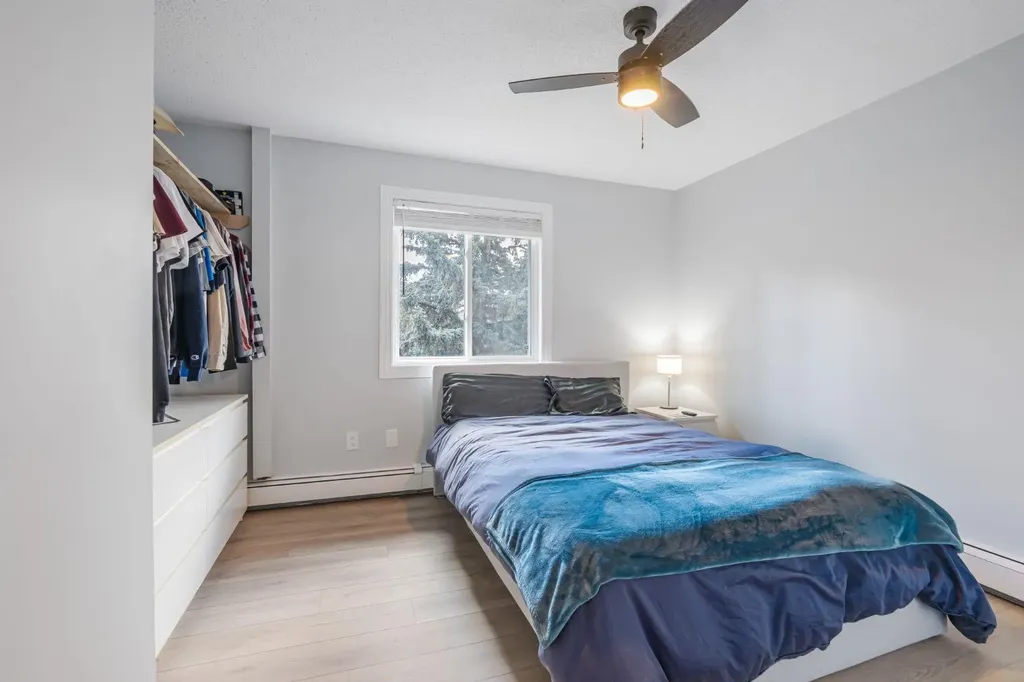 11620 Elbow Drive SW Calgary AB T2W 3L6