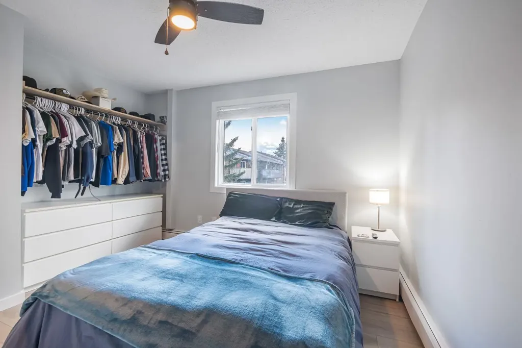 11620 Elbow Drive SW Calgary AB T2W 3L6